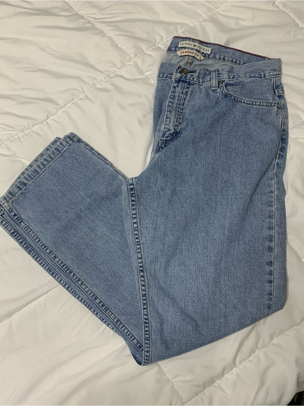 Vintage Tommy Hilfiger women’s Light Blue Classic Fit Jeans